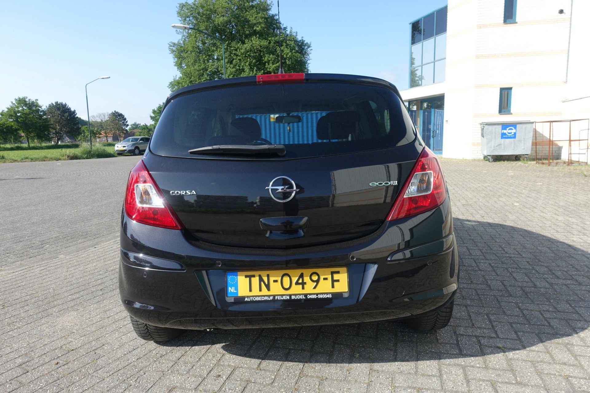 45230401-6.jpg